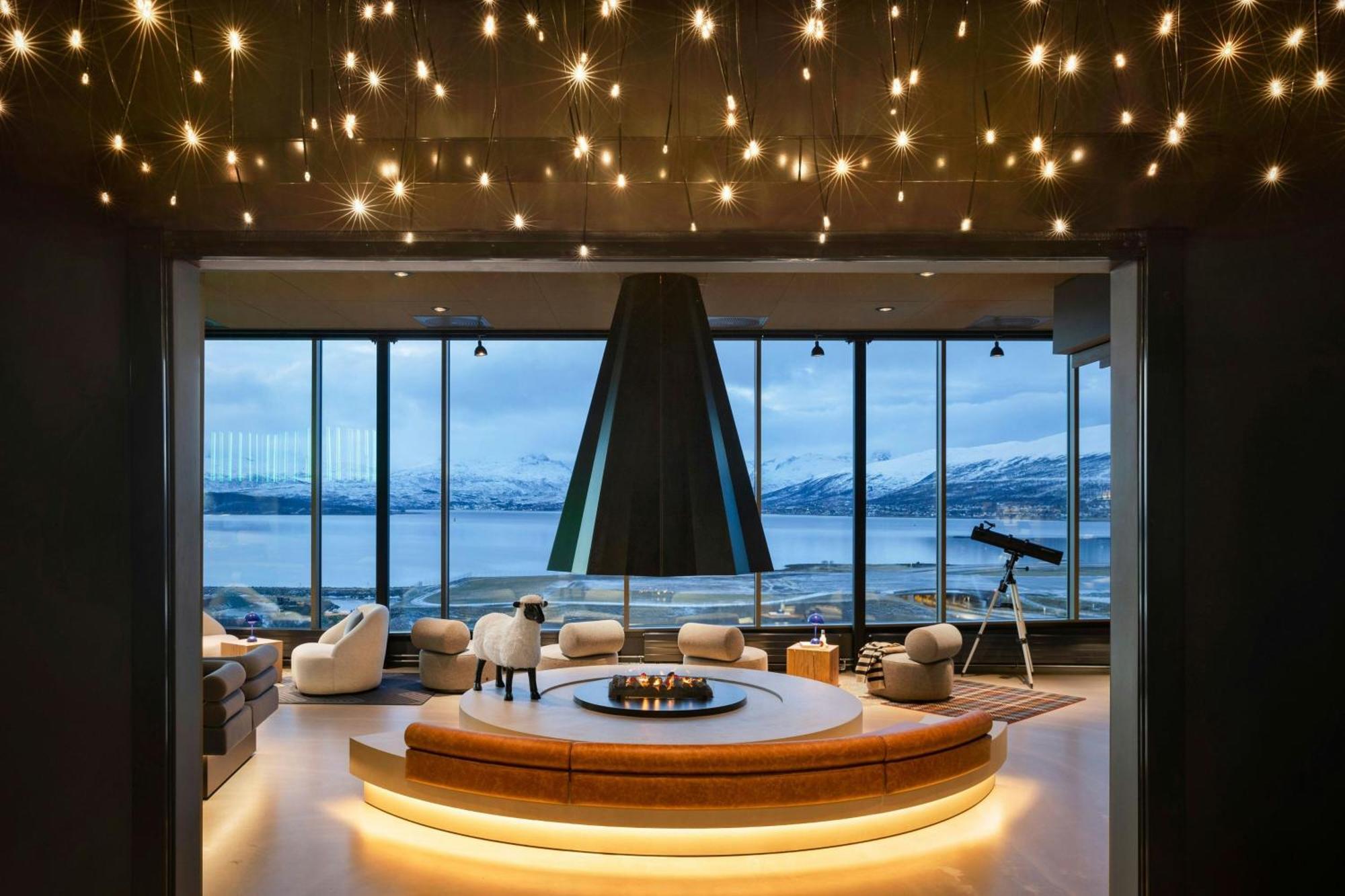 Moxy Tromso Hotel Exterior photo