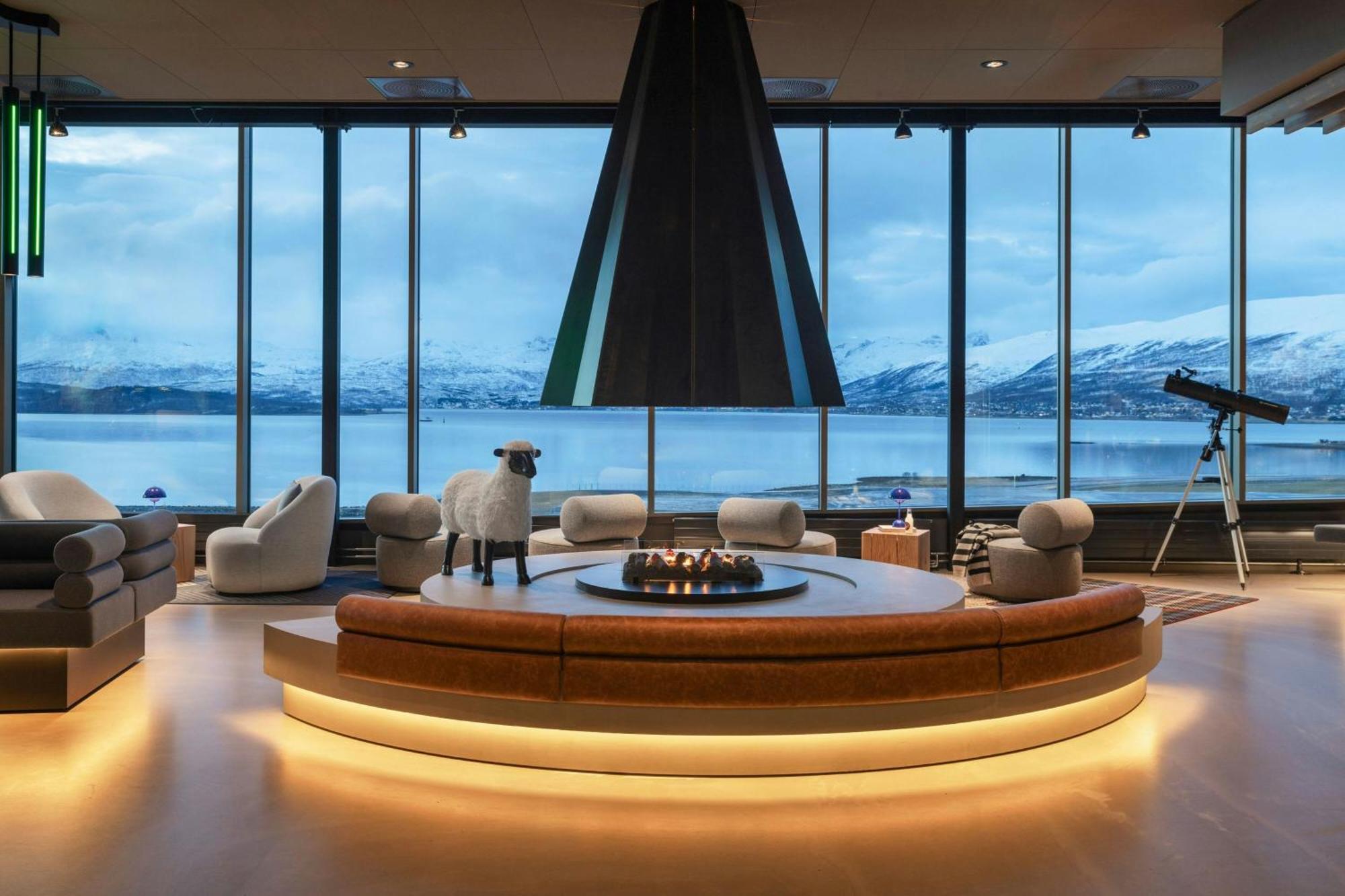 Moxy Tromso Hotel Exterior photo