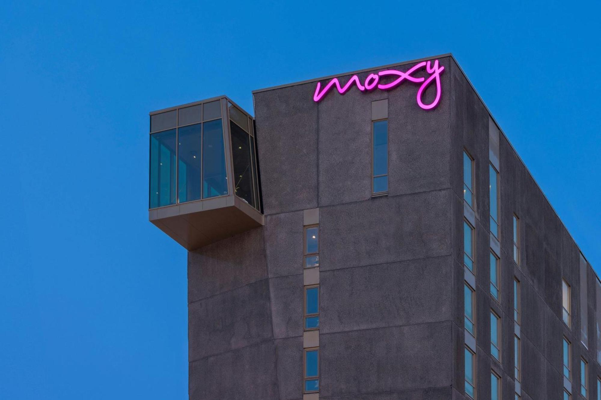 Moxy Tromso Hotel Exterior photo
